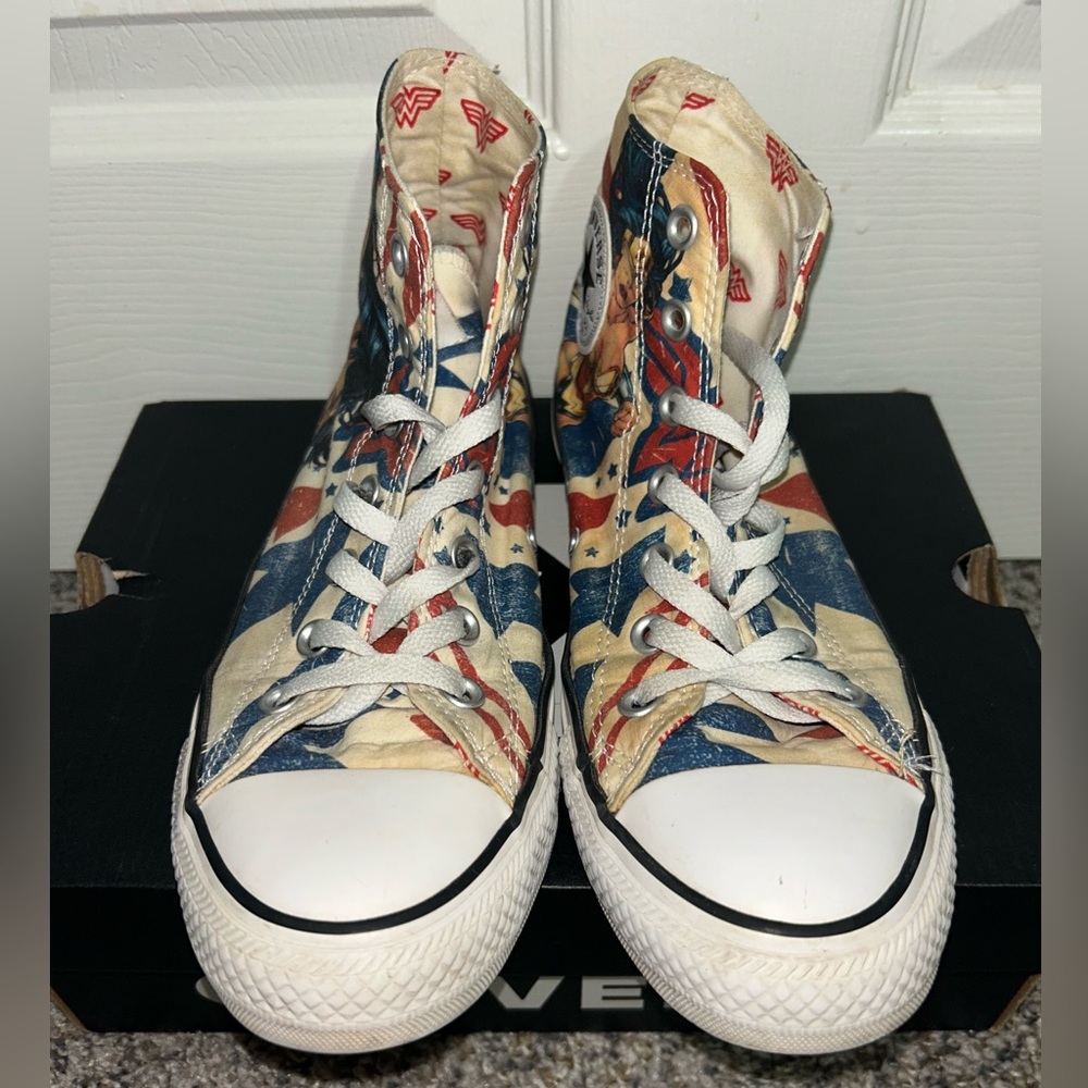 Converse Women's High-Top Sneakers - Multicolor Wonder Design - Picture 4 of 8